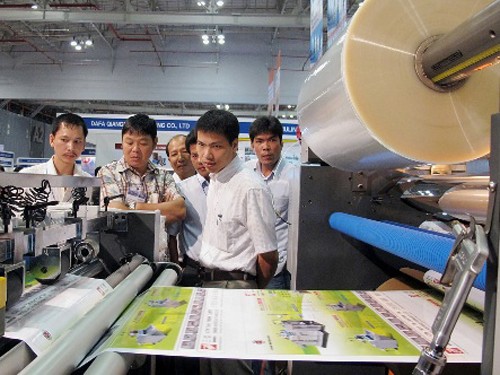 Int’l plastics & rubber exhibition. (Illustrative photo: SGGP) Int’l plastics & rubber exhibition. (Illustrative photo: SGGP)