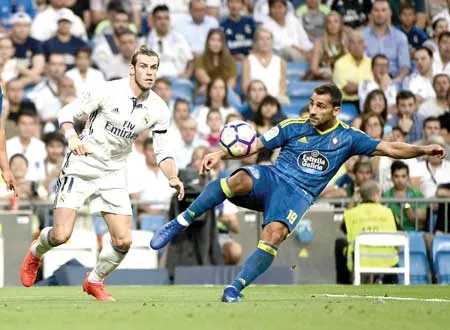 Premier League chuộng cầu thủ La Liga ảnh 1 Premier League chuộng cầu thủ La Liga ảnh 1