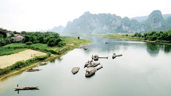 Thùy dung sông Gianh