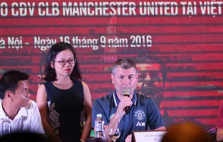 Cựu hậu vệ Denis Irwin (Man.United): Đường dài biết ngựa hay ảnh 1 Cựu hậu vệ Denis Irwin (Man.United): Đường dài biết ngựa hay ảnh 1