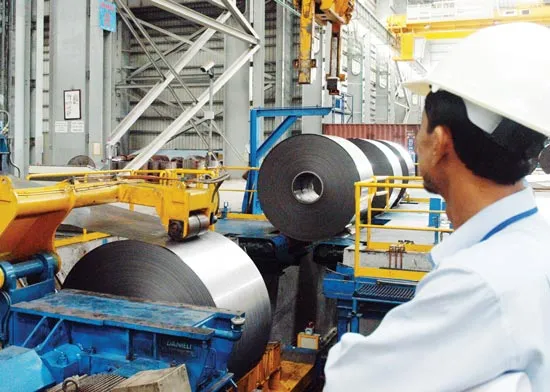 Nghịch lý ngành thép - Sản lượng thừa vẫn đua sản xuất