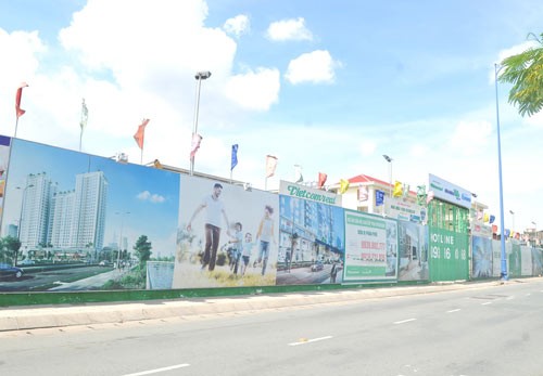 Many housing projects have been offered for sale at lower than expected prices (Photo: SGGP) Many housing projects have been offered for sale at lower than expected prices (Photo: SGGP)