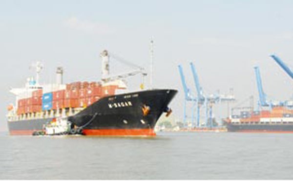 The opening door for the Eurasian market will bring big chances for Vietnamese exporters. (Photo: SGGP) The opening door for the Eurasian market will bring big chances for Vietnamese exporters. (Photo: SGGP)
