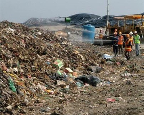 Da Phước landfill in HCM City causes stench, threatening health of local residents. — Photo doanhnghiepvn.vn Da Phước landfill in HCM City causes stench, threatening health of local residents. — Photo doanhnghiepvn.vn
