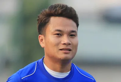 HLV Nguyễn Hữu Thắng: Sẽ dành nhiều thời gian cho hàng phòng ngự ảnh 3