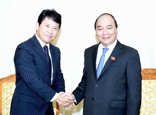 Vietnamese PM highly appreciated role of Minister of the Japanese Embassy in Vietnam Mr. Nagai Katsuro in boosting the two countries' cooperation relations. Vietnamese PM highly appreciated role of Minister of the Japanese Embassy in Vietnam Mr. Nagai Katsuro in boosting the two countries' cooperation relations.