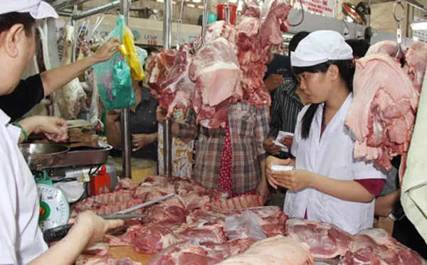 Giảm giá thịt heo 4.000 đồng/kg