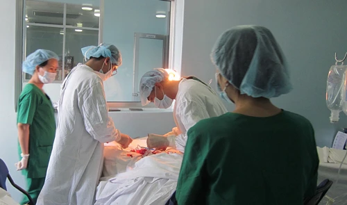 Đổi đời bệnh viện vệ tinh