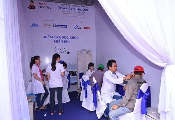 Ngày hội chăm sóc bác tài lần đầu ở Việt Nam ảnh 2