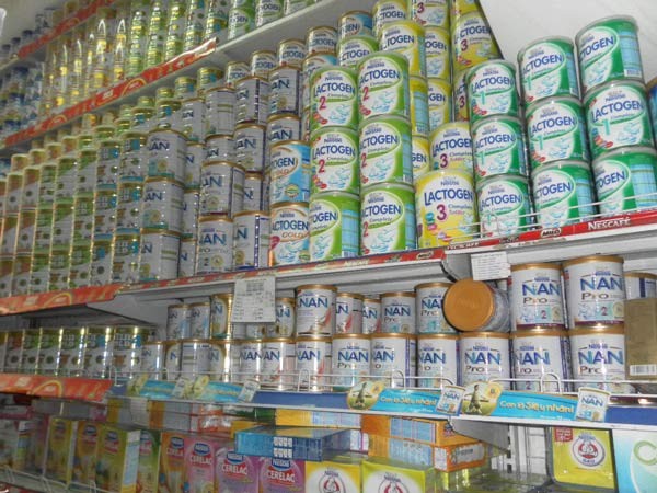 A formula shop in HCMC (Photo: SGGP) A formula shop in HCMC (Photo: SGGP)