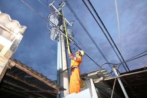 National power grid is connected to Son Hai island (Source: VNA) National power grid is connected to Son Hai island (Source: VNA)