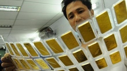 The Ministry of Industry and Trade has submitted to the Government a draft decree declaring a State trade monopoly in 16 goods and services. (Photo: tienphong.vn) The Ministry of Industry and Trade has submitted to the Government a draft decree declaring a State trade monopoly in 16 goods and services. (Photo: tienphong.vn)