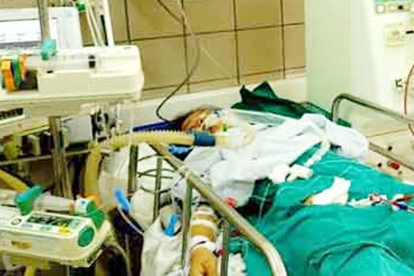 A poisoned student is treated in the center(Photo: SGGP) A poisoned student is treated in the center(Photo: SGGP)