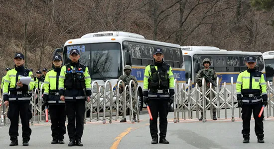 Hàn Quốc bác tin hoãn triển khai THAAD ảnh 1 Hàn Quốc bác tin hoãn triển khai THAAD ảnh 1