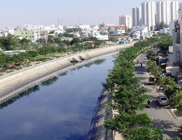 Tan Hoa- Lo Gom Canal in HCMC (Photo: SGGP) Tan Hoa- Lo Gom Canal in HCMC (Photo: SGGP)