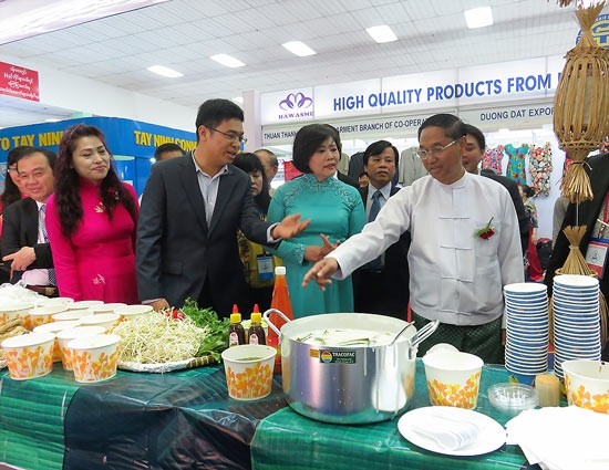 Vietnamese and Myanmar enterprises seek partners at HCMC Expo in Mandalay.