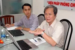 Nỗ lực triển khai nhiều biện pháp đối phó dịch cúm gia cầm ảnh 6 Nỗ lực triển khai nhiều biện pháp đối phó dịch cúm gia cầm ảnh 6