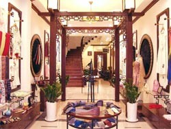 Silk: An Attractive Feature on Tour in Viet Nam ảnh 2 Silk: An Attractive Feature on Tour in Viet Nam ảnh 2