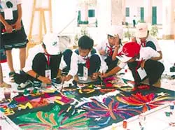 Sinh động Nét vẽ xanh