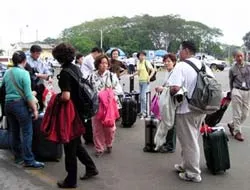Giảm thủ tục để thu hút du khách Trung Quốc