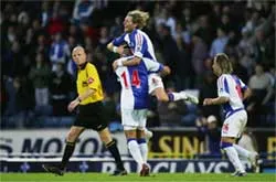 Thắng Chelsea, Blackburn dự Cup UEFA mùa sau