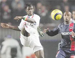 Diarra không muốn gia nhập Manchester United ảnh 1 Diarra không muốn gia nhập Manchester United ảnh 1