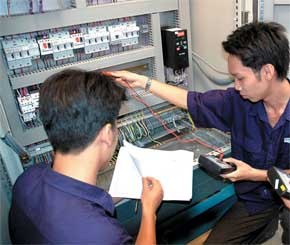 HCM City Seeks to Ensure Enough Skilled Workers ảnh 1 HCM City Seeks to Ensure Enough Skilled Workers ảnh 1