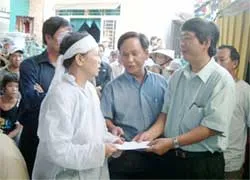16 tàu cùng 362 ngư dân trở về đất liền ảnh 2 16 tàu cùng 362 ngư dân trở về đất liền ảnh 2