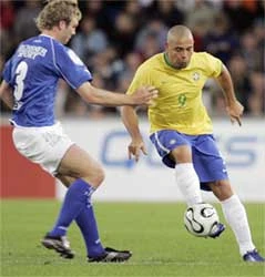 Brazil 1970 mạnh hơn Brazil 2006? ảnh 1 Brazil 1970 mạnh hơn Brazil 2006? ảnh 1