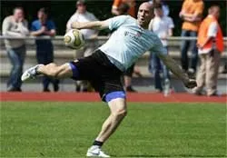 Jan Koller: "Cộng hòa Séc muốn lọt vào trận chung kết" ảnh 1 Jan Koller: "Cộng hòa Séc muốn lọt vào trận chung kết" ảnh 1
