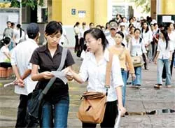 Số thí sinh bị đình chỉ thi tăng vọt