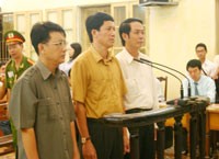 Defendants answer questions at the appeal court on Oct 9 Defendants answer questions at the appeal court on Oct 9