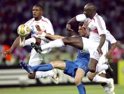 Thuram tin tưởng tương lai của đội tuyển Pháp ảnh 1 Thuram tin tưởng tương lai của đội tuyển Pháp ảnh 1
