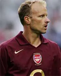 Đón chào sân mới, chia tay Bergkamp