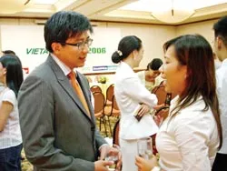 "May mắn được làm việc tại quê nhà"