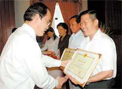 Không phải là phổ cập chứng chỉ!