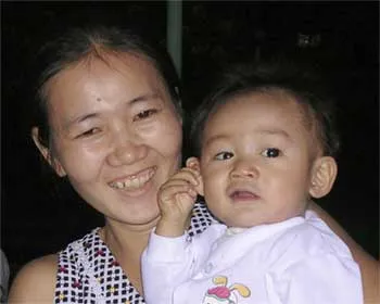 “Cánh tay nâng những cuộc đời” ảnh 3 “Cánh tay nâng những cuộc đời” ảnh 3