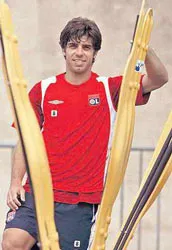 Juninho: “Diarra xứng đáng gia nhập Real Madrid” ảnh 1 Juninho: “Diarra xứng đáng gia nhập Real Madrid” ảnh 1