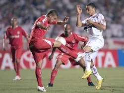 Chức vô địch đang rời xa Sao Paulo... ảnh 1