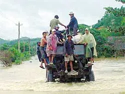 Di dời khẩn cấp hàng ngàn hộ dân ảnh 2 Di dời khẩn cấp hàng ngàn hộ dân ảnh 2