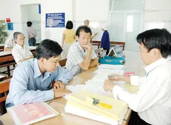 Người dân lại gặp khó