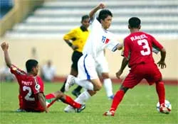 Tiền và "mục tiêu vàng” ảnh 1 Tiền và "mục tiêu vàng” ảnh 1