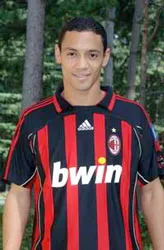 Oliveira: “Tôi chẳng sợ bất cứ điều gì !” ảnh 1 Oliveira: “Tôi chẳng sợ bất cứ điều gì !” ảnh 1