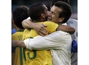 Dunga Gets Brazil Roaring again ảnh 1 Dunga Gets Brazil Roaring again ảnh 1