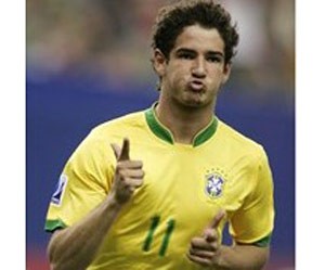 Pato Thrilled by Milan Move ảnh 1 Pato Thrilled by Milan Move ảnh 1