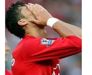 Champions Suffer Early Setbacks ảnh 1 Champions Suffer Early Setbacks ảnh 1