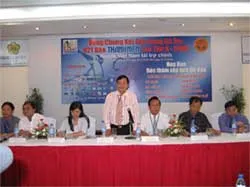 Đà Nẵng gặp Cà Mau trận khai mạc