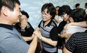 SKorea Under Fire as Hostages Taste Freedom ảnh 1 SKorea Under Fire as Hostages Taste Freedom ảnh 1
