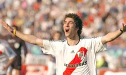 Milan theo đuổi “Kaka mới” ảnh 1 Milan theo đuổi “Kaka mới” ảnh 1