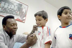 Pele : “Dunga chỉ cần thêm may mắn” ảnh 1 Pele : “Dunga chỉ cần thêm may mắn” ảnh 1